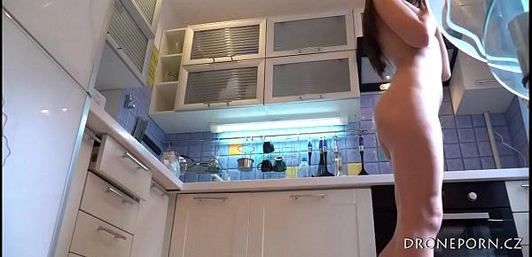  Beautiful Julia - Naked cooking